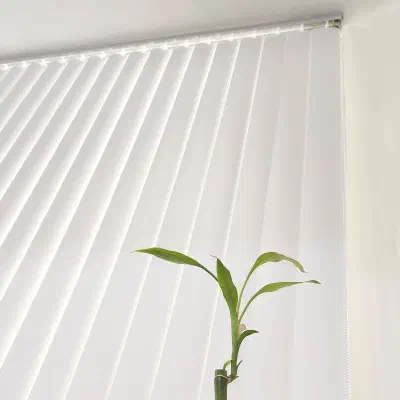 persiana_pvc-persianas-verticales-persianas-para-oficina