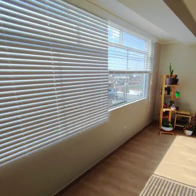 persiana_pvc-persianas-horizontales-persianas-para-sala